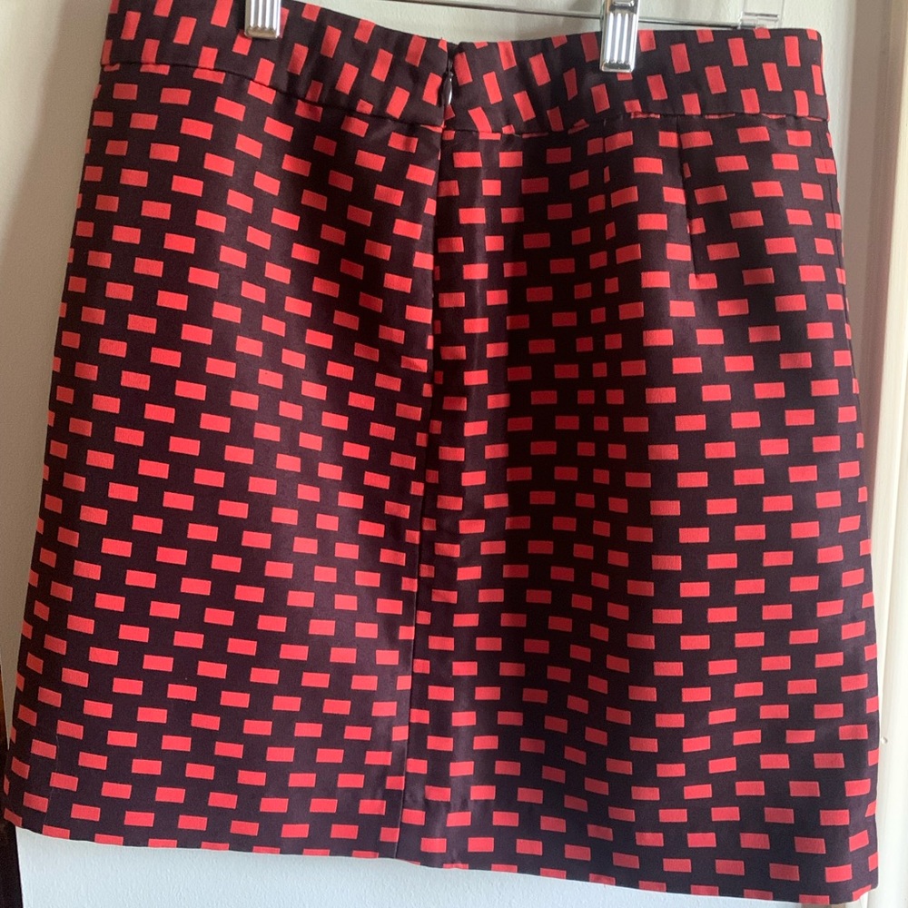 Loft super cute lred and black skirt!